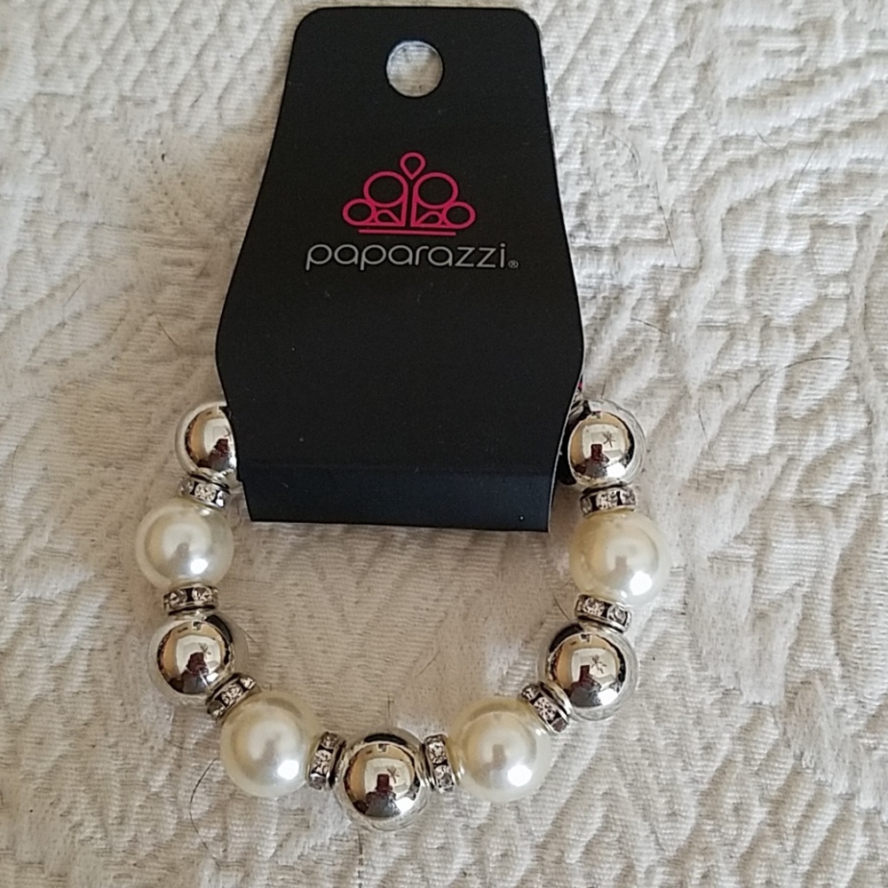 Ladies bracelet